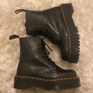 Dr. Martens JADON Boot - Size 8